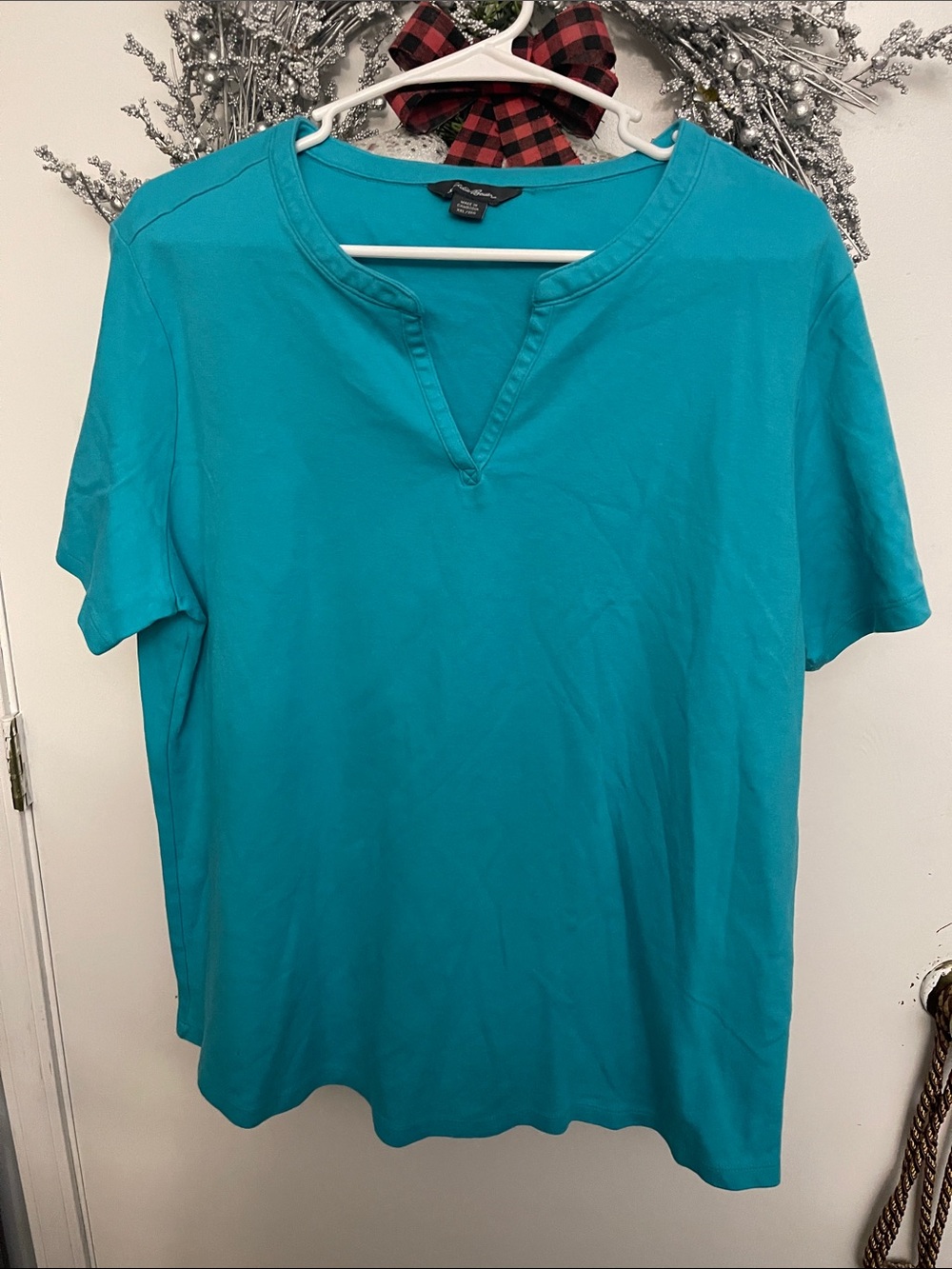 Eddie Bauer Teal Short Sleeve Split V-Neck Top